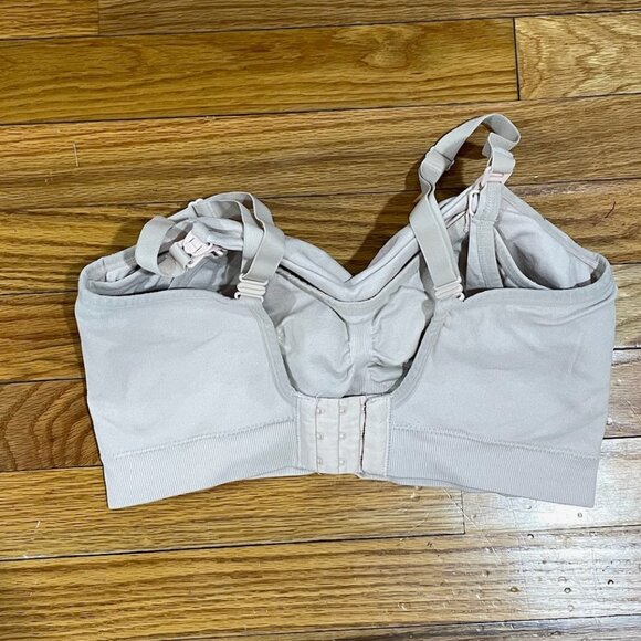 Pumping and Nursing Hands Free Bra 3 Piece Lot, Large Regular - Picture 9 of 10